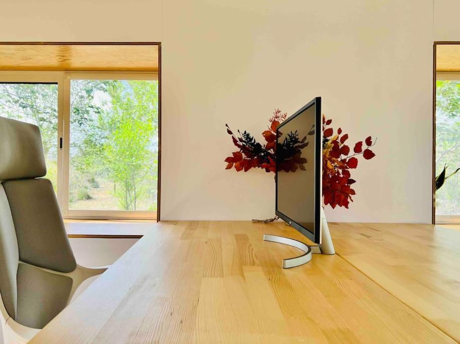 Eco Tiny Home & Office For Digital Nomads Vallmoll Esterno foto